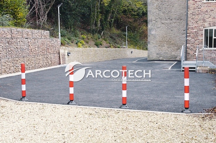Paletti stradali Ø 76 mm da interrare - Arcotech Srl - Safety Solutions